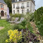 Гостевой дом Le Chateau De Le Sec 3*