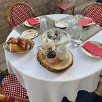 Гостевой дом Le Chateau De Le Sec Monthureux-le-Sec
