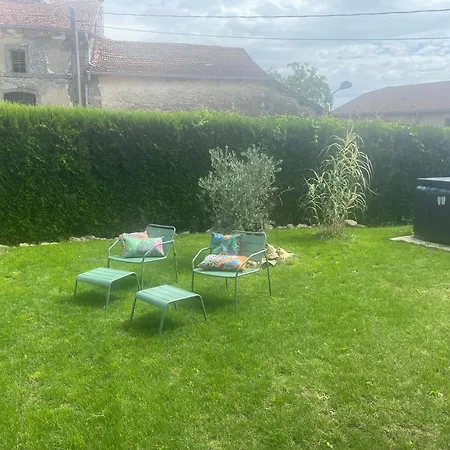 Le Chateau De Le Sec Guest house Monthureux-le-Sec