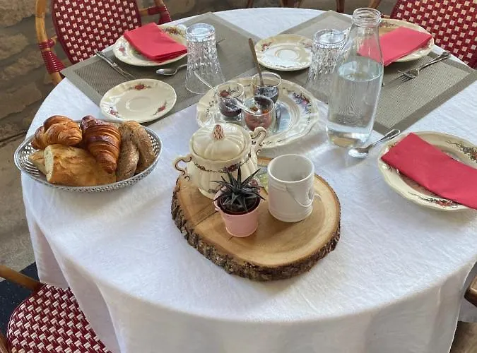 ゲストハウス Le Chateau De Le Sec Monthureux-le-Sec