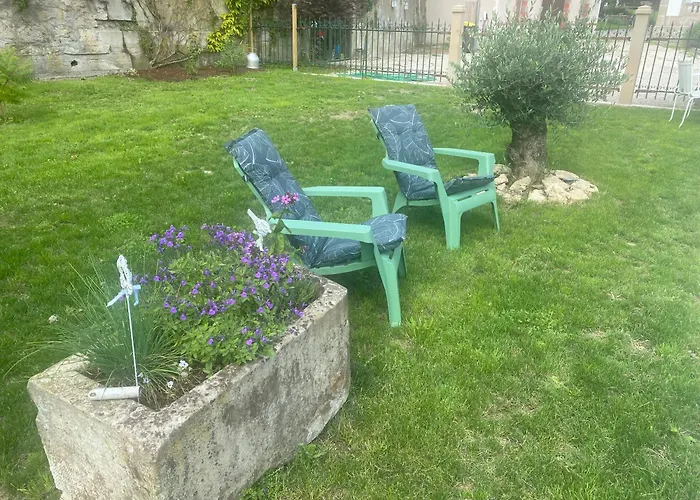 Le Chateau De Le Sec 3*